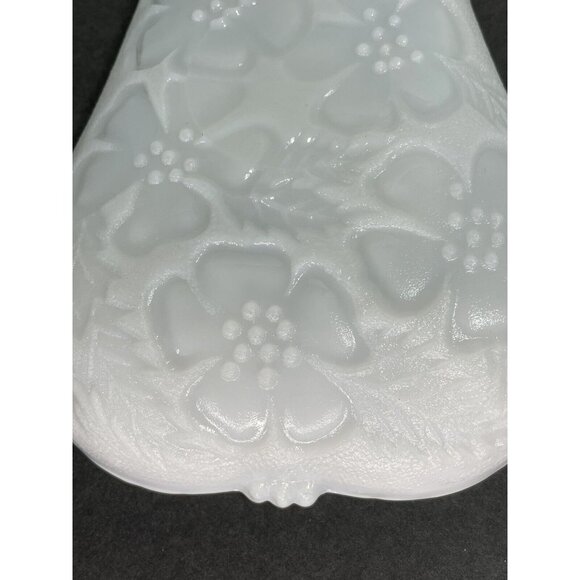 Vintage 1950s Hazel Atlas Pear Shaped Milk Glass Candy Dish - Picture 4 of 6